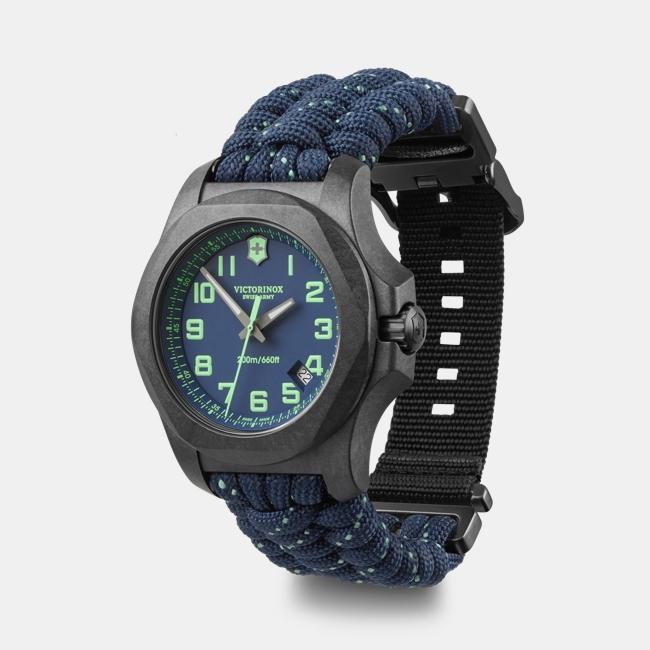 Image du produit Victorinox I.n.o.x. Carbone (Montre analogique, Swiss Made, 43 mm)