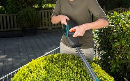 Produktbild Gardena Akku EasyCut Li (Akkubetrieb)