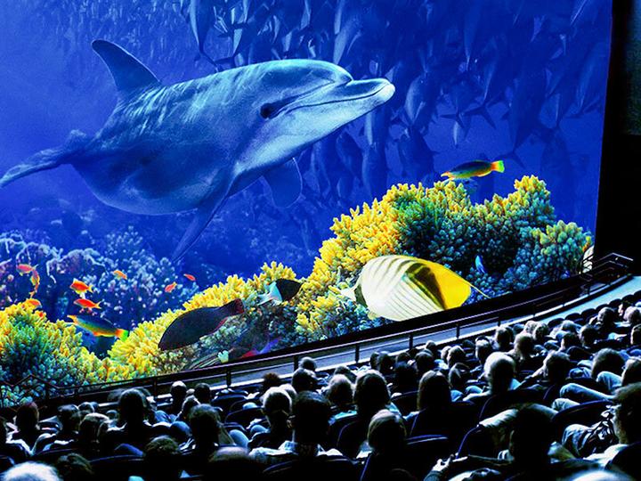 Produktbild Smartbox 1 Übernachtung mit der Familie in Luzern und 3 Tickets für das Filmtheater im Verkehrshaus (3 Pers.)
