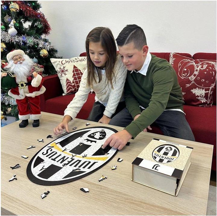 Actual product image Iconic Juventus FC - Retro Logo - Wooden Puzzle Size M (270 pieces) (270 pieces)