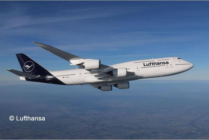 Produktbild Revell Boeing 747-8 New Livery