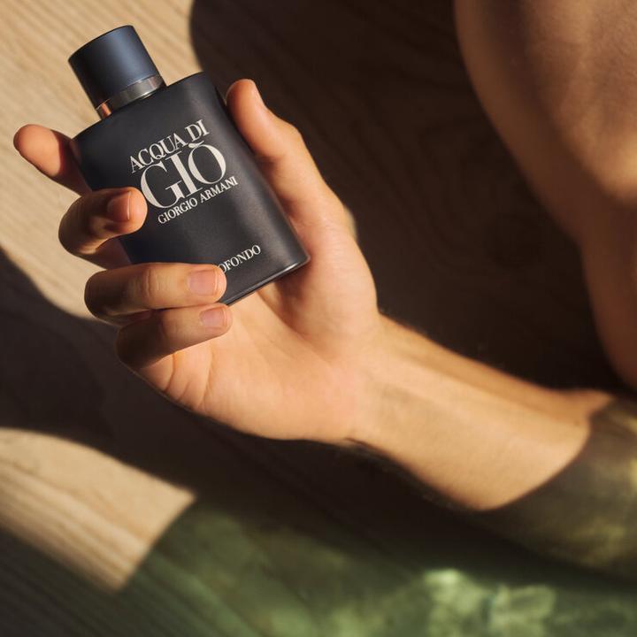 Actual product image Giorgio Armani Acqua di Giò Profondo (Eau de parfum, 200 ml)