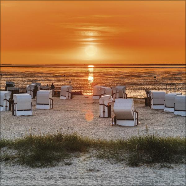 Actual product image Meerblicke - Nord- und Ostsee 2026 (30 x 30 cm, Hardcover, French, English)