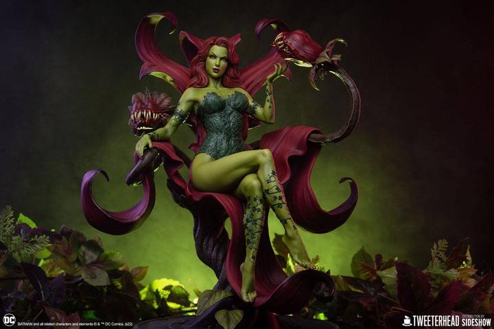 Actual product image Tweeterhead DC Comics statuette Poison Ivy Variant 36 cm