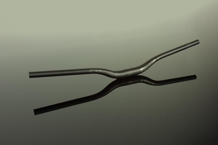 Actual product image Renthal V3 Fatbar Lite Riser Handlebar, 35.0, 760x40mm, black (40 mm)