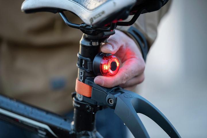 Actual product image Ansmann Bikelight Rear-LED round 200mAh