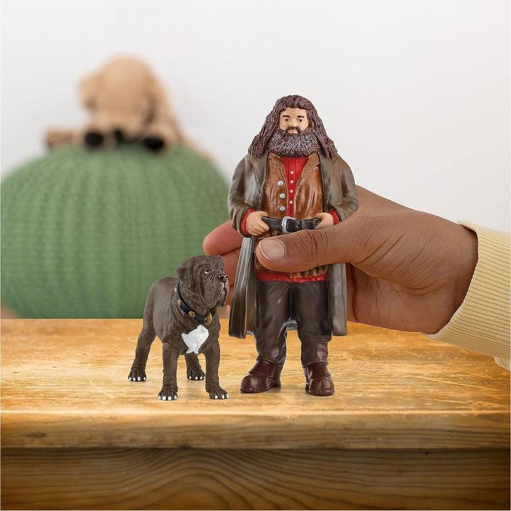 Actual product image Schleich Hagrid & Fang