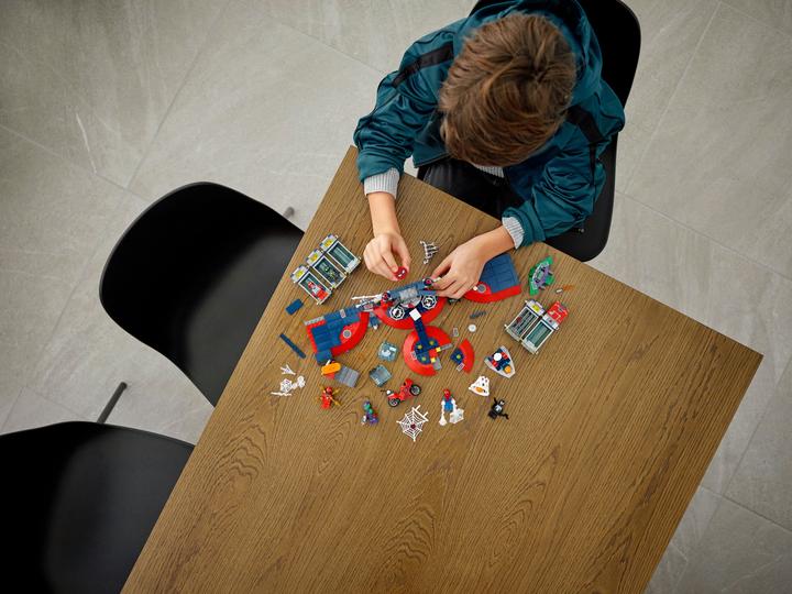 Produktbild LEGO Angriff auf Spider-Mans Versteck (76175, LEGO Marvel)