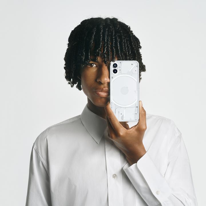 Actual product image Nothing Phone (1) (8GB) (256 GB, White, 6.55", Dual SIM, 50 Mpx, 5G)