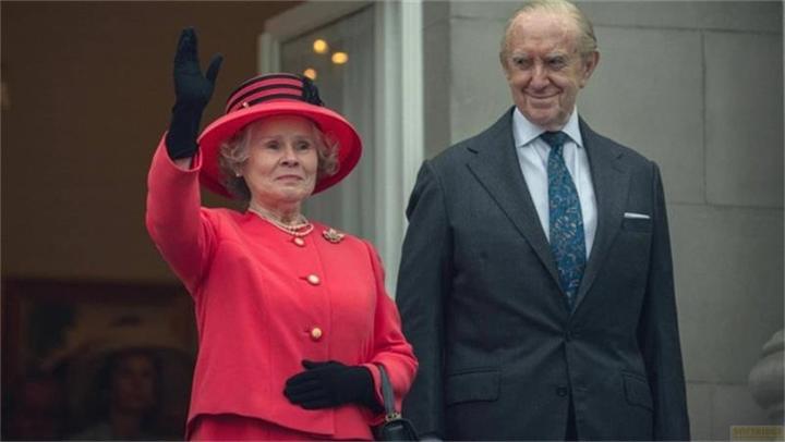 Image du produit Sony The Crown - La série complète (DVD, 2016, Allemand, Français, Anglais)