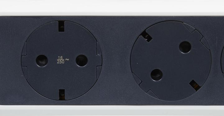 Actual product image Legrand Rotatable power strip 4x socket, 3m cable white-black 694536 (4 x, CEE7, 3 m)