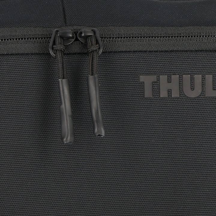 Actual product image Thule Subterra 2 Toiletry - Black (7 l)
