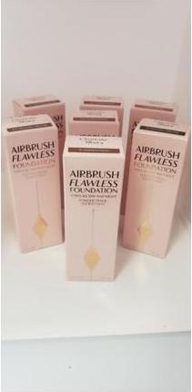 Actual product image Charlotte Tilbury Liquid Makeup Airbrush Flawless Stays All Day Foundation 30 ml - Shade: 15 Cool (15 Cool)