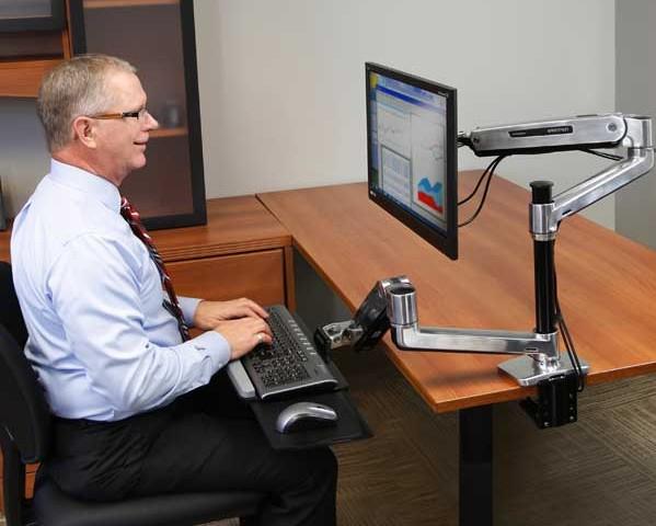 Produktbild Ergotron LX Monitor Arm mit patentierter CF-Technologie (Tisch, 46")