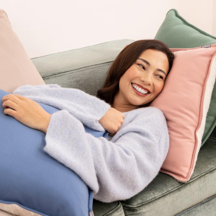 Actual product image Medisana HC 150 Interior Cushion Line blue (40 x 40 x 18 cm)