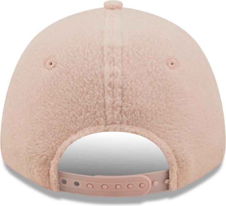 Actual product image New Era 9Forty Teddy Borg Manchester United