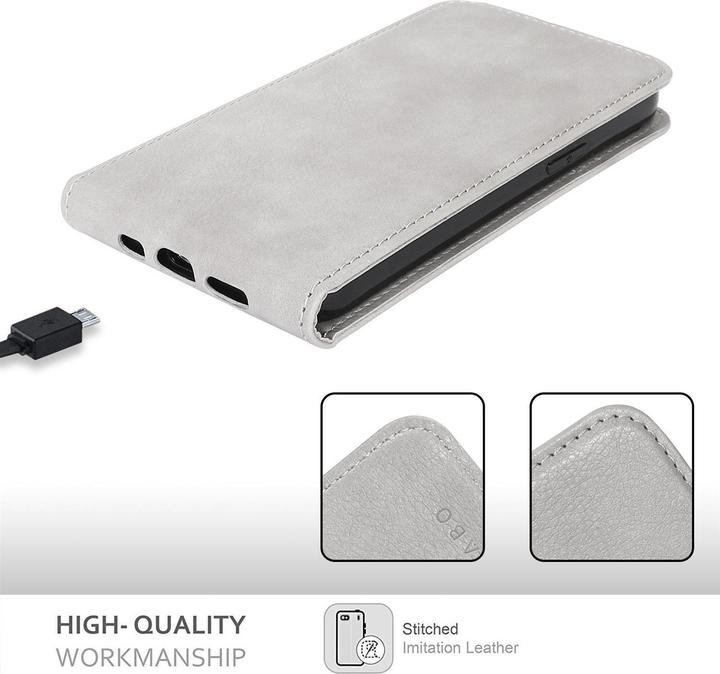 Actual product image Cadorabo Flip Smooth Sleeve (Apple iPhone 13)