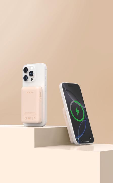 Actual product image Aukey MagFusion Slim (10000 mAh, 20 W, 37 Wh)