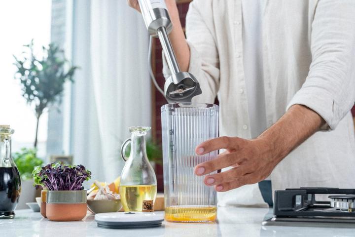 Produktbild Zwilling Enfinigy Stabmixer inkl. Becher u Vakuumdeckel silber
