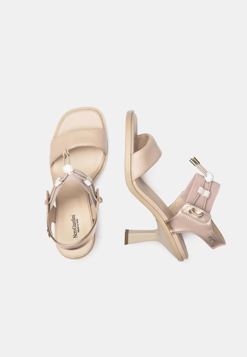 Actual product image Nero Giardini Sandalen (39)