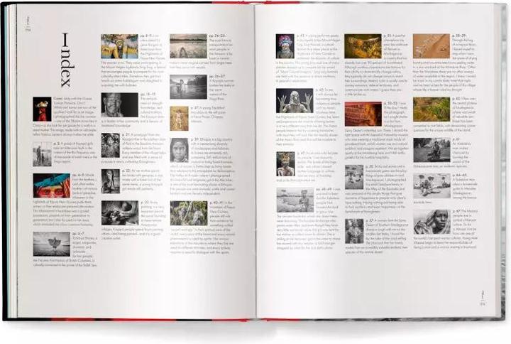 Actual product image Amaze (French, English, German, Christina Mittermeier)