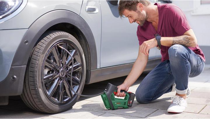Immagine prodotto Bosch Home & Garden Casa e giardino Compressore d'aria a batteria UniversalPump 18V 10,3 bar (10.30 bar)