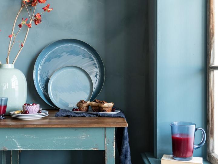 Actual product image PIP Studio Tray Enamelled Dark Blue 50cm