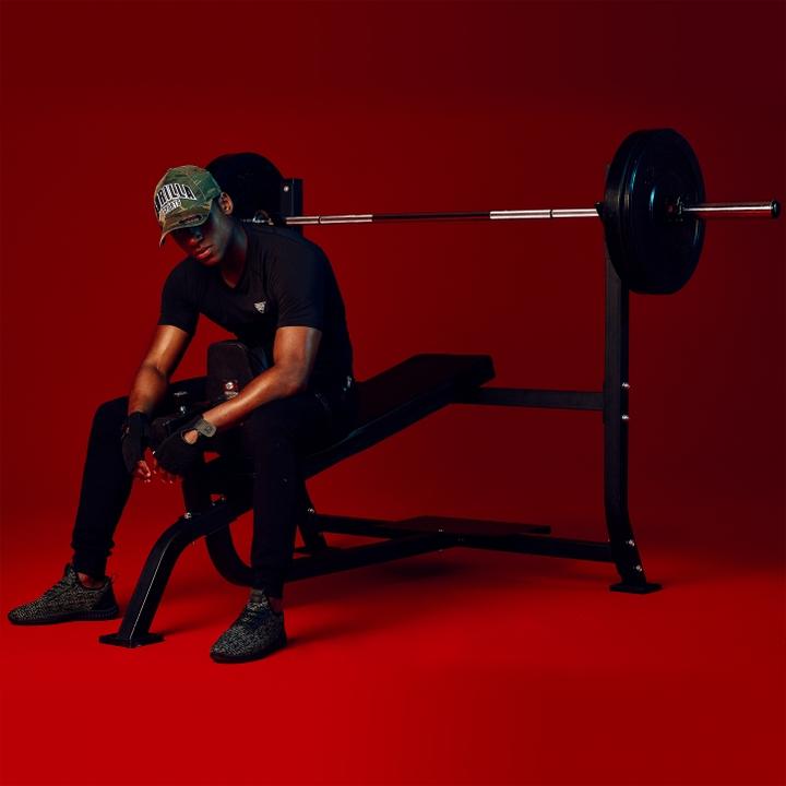 Produktbild Gorilla Sports Schraegbank mit Ablage
