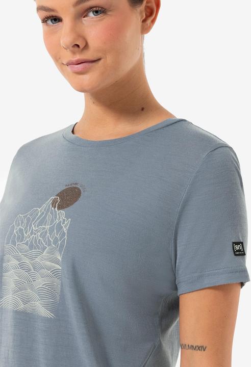 Actual product image Super Natural W Preikestolen Cliffs Tee (XS)