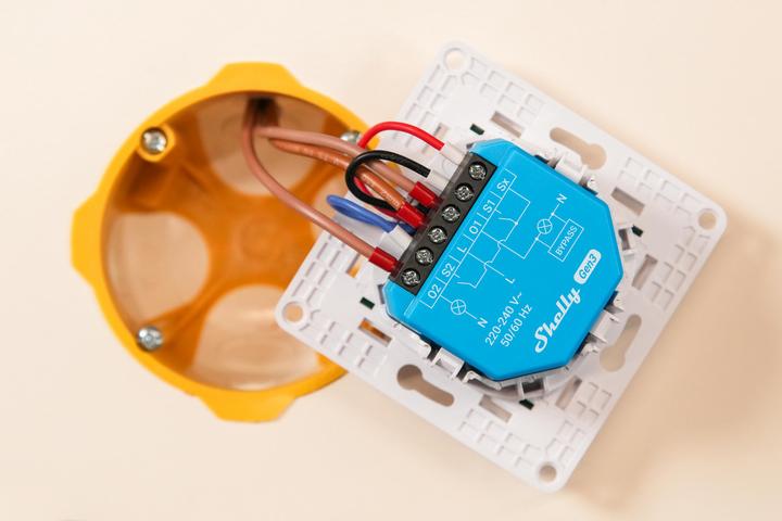 Actual product image Shelly 2L Gen3 (Switch actuator)