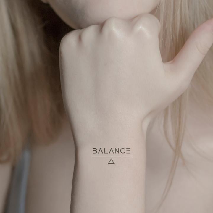 Produktbild minink Temporäres Tattoo – Balance auf Waage
