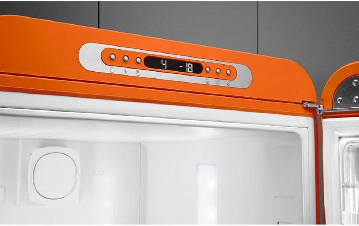Actual product image Smeg Retro Style FAB32ROR5 (331 l)