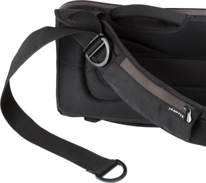Actual product image Crumpler Quick Escape Sling L (Camera shoulder bag)