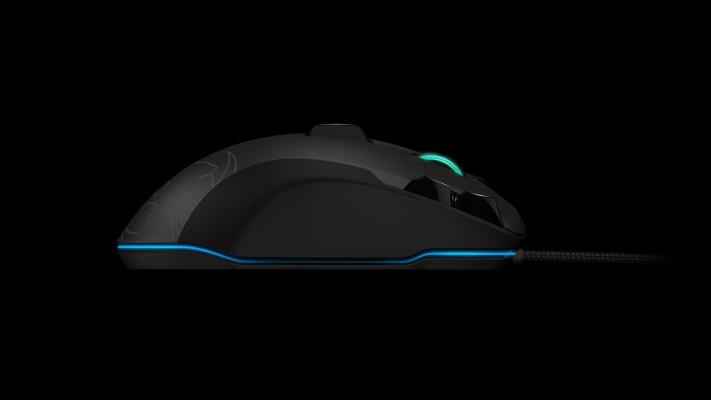 Produktbild Roccat Tyon (Kabelgebunden)