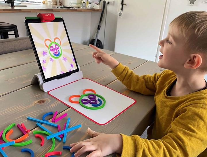 Actual product image Play Osmo Little Genius Starter Kit (German, French, Italian, English)