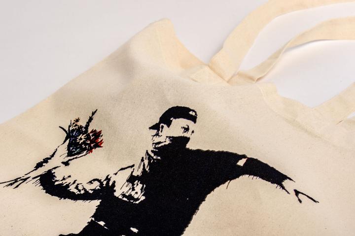 Immagine prodotto Borsa in tessuto Bansky - lanciatore di fiori