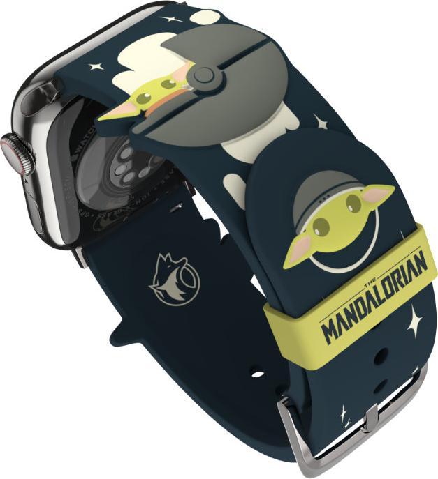 Actual product image Moby Fox Star Wars - Apple Watch Armband 38/40/41/42/44/45/49 mm (The Mandalorian Grogu Using The Force 3D) (Silicone)