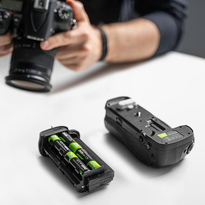 Actual product image GreenCell Grip for BG-E18 Canon 760D/750D/IX8/T6S/T6I (Battery grip)