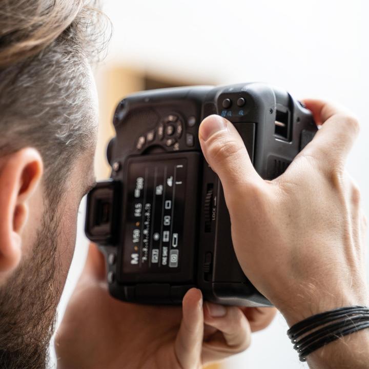 Actual product image GreenCell Grip for BG-E18 Canon 760D/750D/IX8/T6S/T6I (Battery grip)