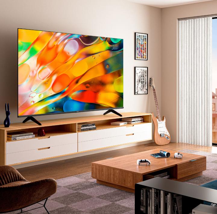 Produktbild Hisense TV 55E79KQ TV 139,7 cm (55') 4K Ultra HD Smart TV Wi-Fi Schwarz (55", LED, 4K)