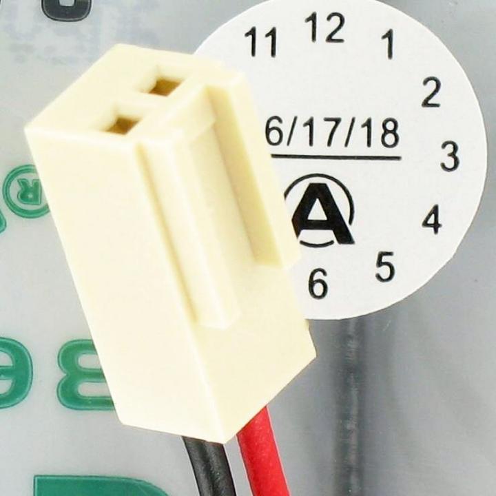 Produktbild Saft Batterie F1x2 LS 33600 mit Futabastecker und Kabel (2 Stk., D, 17000 mAh)