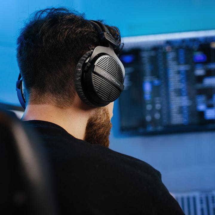 Immagine prodotto Beyerdynamic DT 990Pro (Nessuna soppressione del rumore, Cablato)