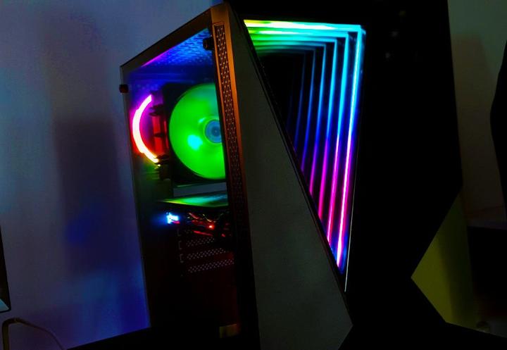 Actual product image Kolink Void RGB (ATX, mATX, Mini-ITX)
