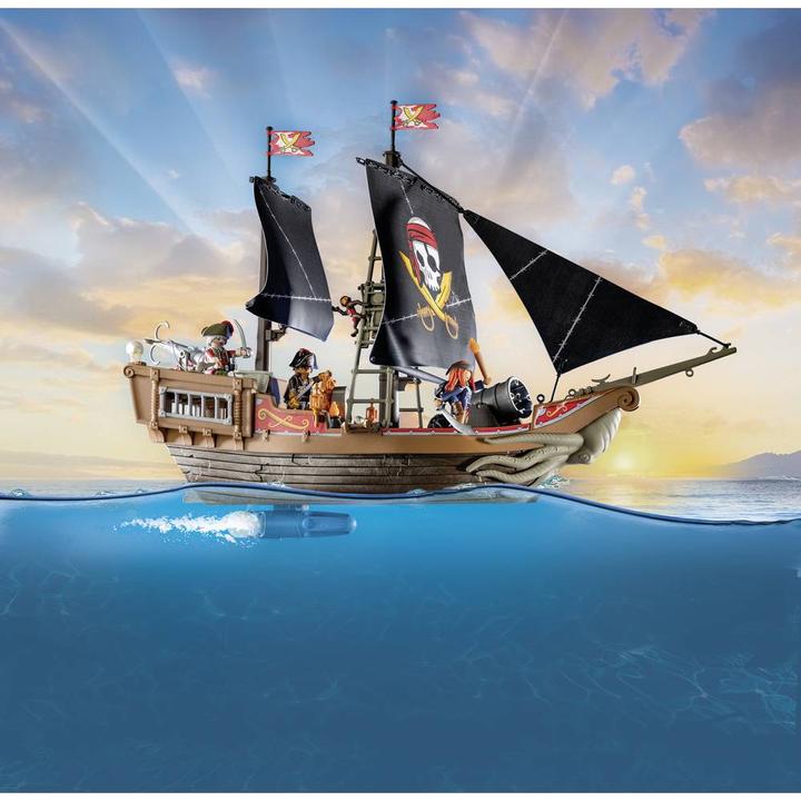 Actual product image Playmobil Large pirate ship (71530, Playmobil Pirates)