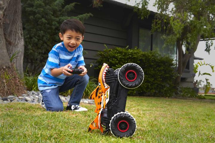 Produktbild Hot Wheels Monster Trucks Tiger Shark