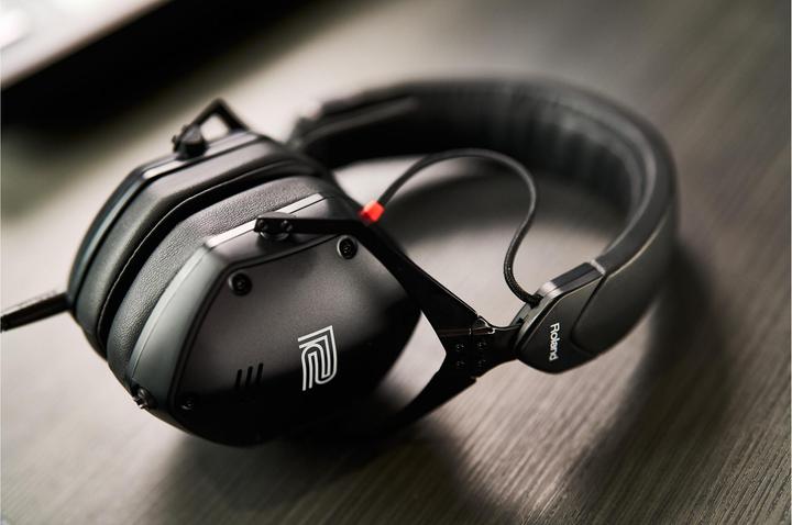 Actual product image Roland VMH-S100 (No noise cancelling, Cable)