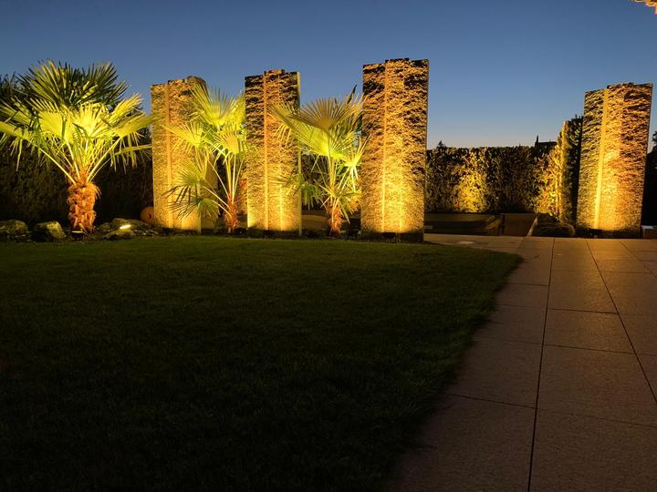 Produktbild Milight RGBW Funk LED Gartenspot 25W (2100 lm, IP66)