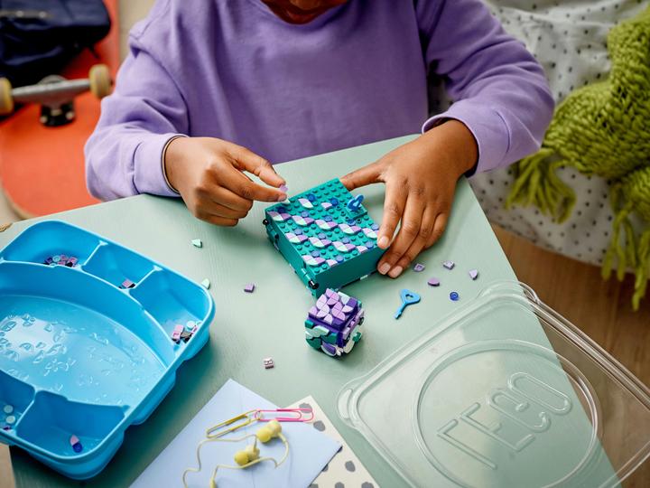 Produktbild LEGO Geheimbox mit Schlüsselhalter (41925, LEGO Dots)