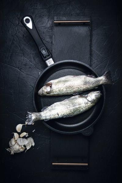 Produktbild AMT GASTROGUSS Fischpfanne glatter Boden induktionsgeeignet Länge: 350 mm (Bratpfanne)