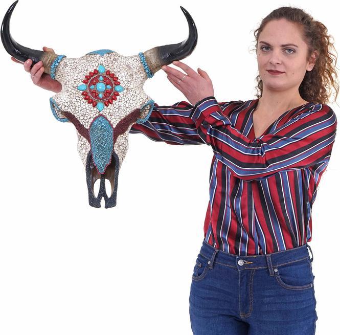 Produktbild Swisshandel24 Deko Kuhschädel HWC-D31, Stierkopf Bulle Tierkopf Kuhkopf Trophäe mit Mosaik, Polyresin 51x50x25cm